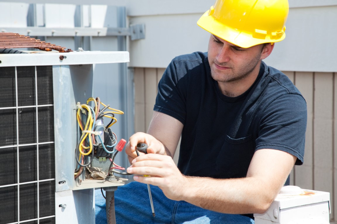 HVAC service photograph published on hvacnewportbeach.com
